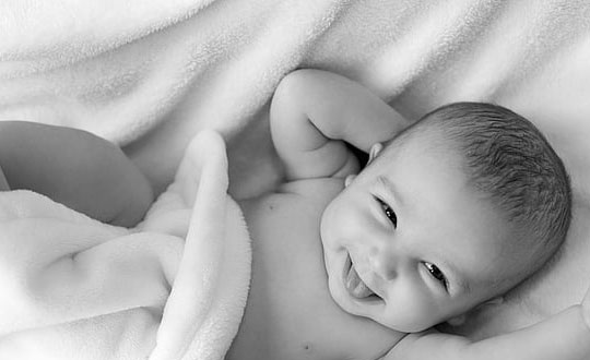 新生儿女宝宝独特好听的名字：取名思路和方式