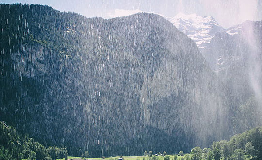 百家姓取名_姓颜的女孩名字来源