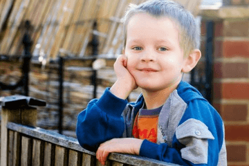 姓李的名字怎么取男孩霸气