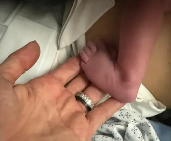 女宝宝起名指南：吉祥富有的女孩名字，愿她一生富贵安康