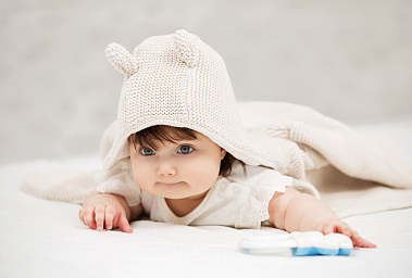 属龙宝宝取名灵感：属龙简短干净女孩名字