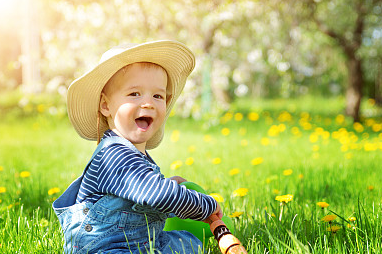 宝宝起名丨带金字的男孩名字