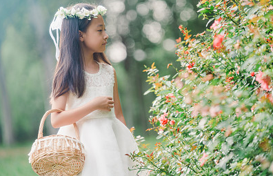 女孩起名丨温暖阳光,美丽大方的女孩名字