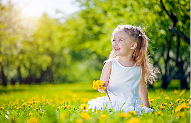 温柔似水,幸福快乐寓意的女孩名字