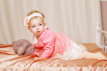 出自古诗词有深意的宝宝名字,传统诗词中蕴藏的惊艳好名