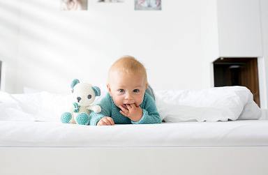 带“怡”字的女孩名字该怎么取?带“怡”字的女孩名字推荐