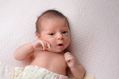 怎样给靳姓小宝宝取姓名?靳姓宝宝起名