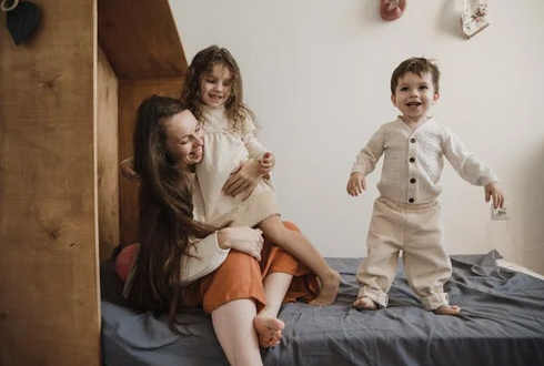 宝宝起名:诗经带金字旁的女孩名字