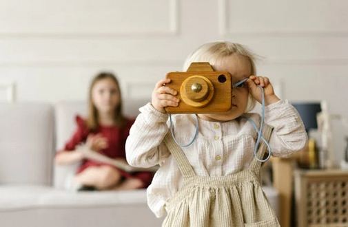 姓戴的女孩名字高贵典雅，尽显高贵风范