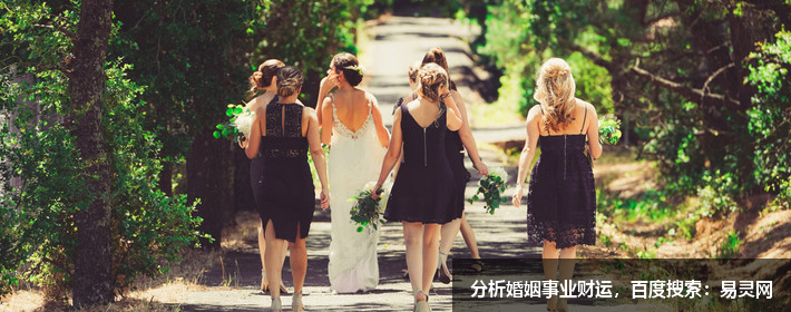 女孩姓钟取什么名字好听